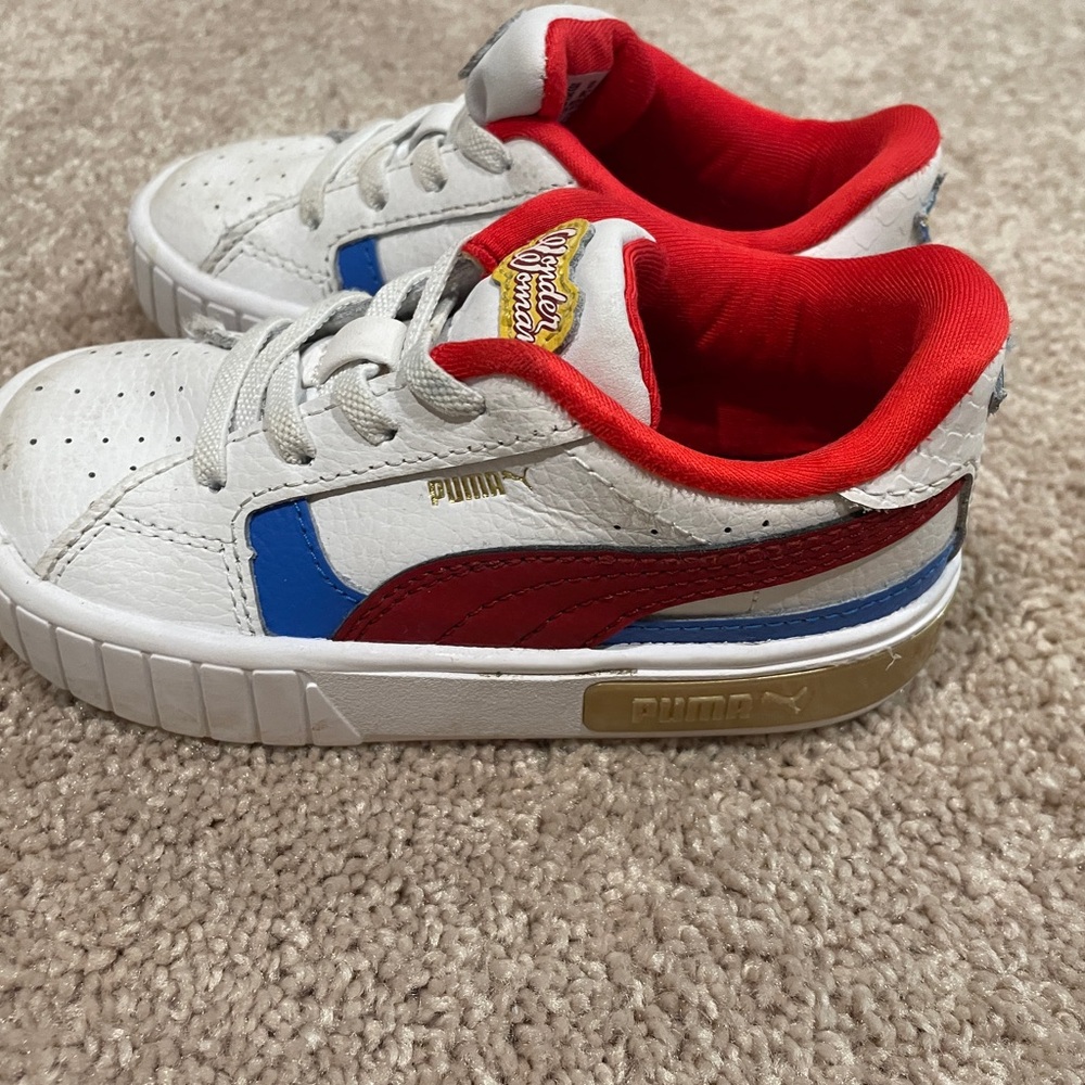 Girls 8c Wonder Woman Puma Sneakers